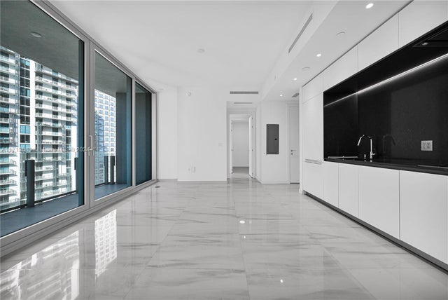 4 of 46 - 300 Biscayne Blvd Way 2608, Miami, FL
