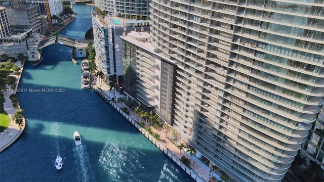 4 of 61 - 300 Biscayne Blvd Way 3605, Miami, FL