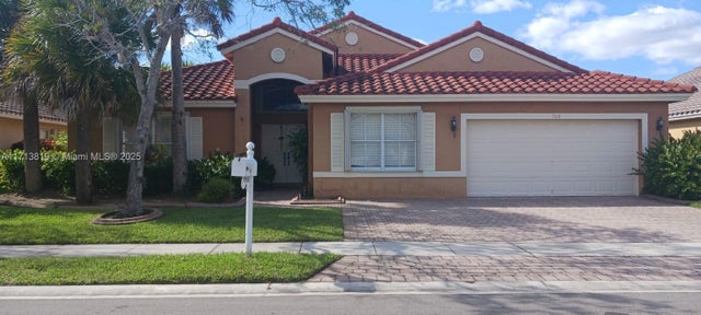 1 of 35 - 760 Sw 190th Ave, Pembroke Pines, FL