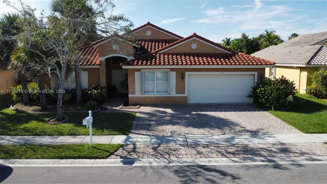 2 of 35 - 760 Sw 190th Ave, Pembroke Pines, FL