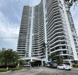 3 of 21 - 3530 Mystic Pointe Dr 2602 + Parking, Aventura, FL