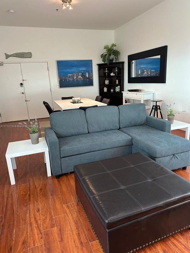 4 of 24 - 5445 Collins Ave Ts7, Miami Beach, FL