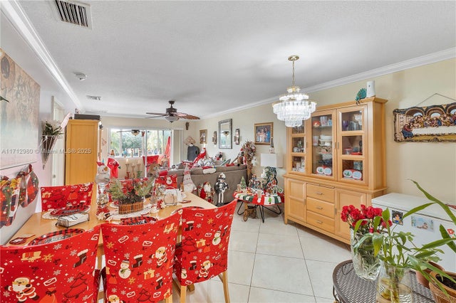 4 of 34 - 126 Sparrow Dr 22b, Royal Palm Beach, FL