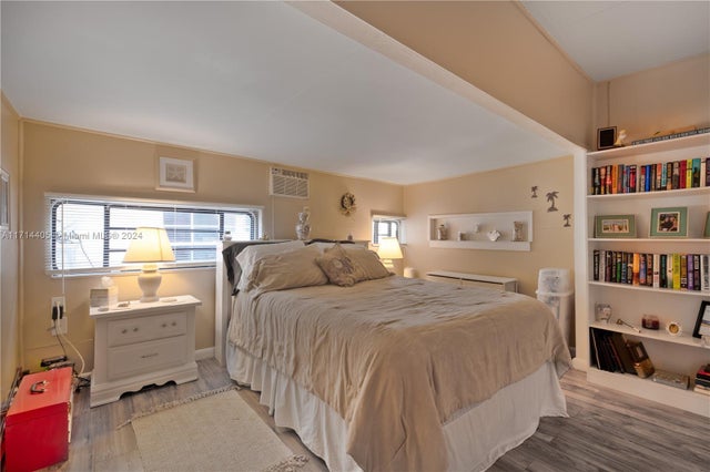 4 of 33 - 1361 Overseas Hwy E11, Marathon, FL