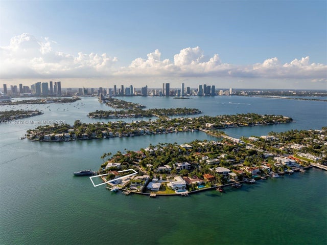4 of 43 - 11 E Rivo Alto Dr, Miami Beach, FL