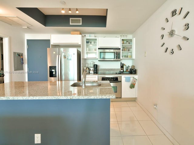 5 of 26 - 888 Biscayne Blvd 2511, Miami, FL