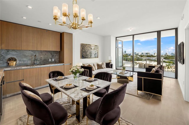 2 of 28 - 500 Alton Rd 908, Miami Beach, FL