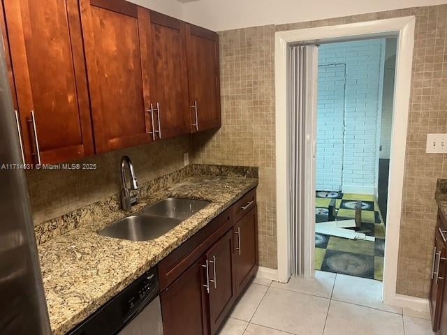 4 of 27 - 600 Sw 28th Way, Fort Lauderdale, FL