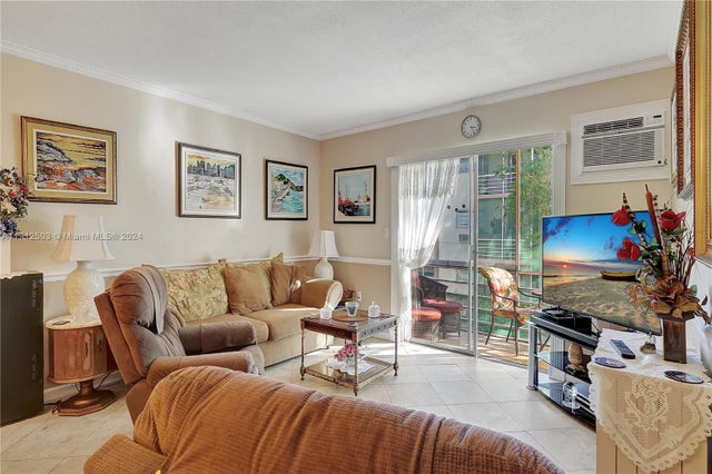 3 of 33 - 16750 Ne 14th Ave 212, Miami, FL