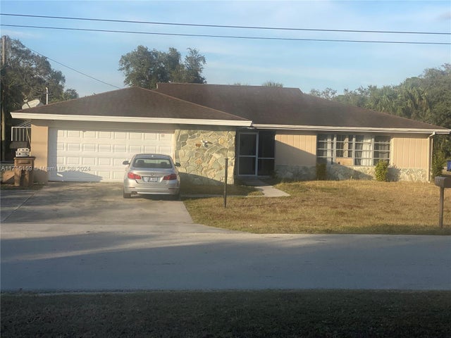 3107 E 6 St, Lehigh Acres