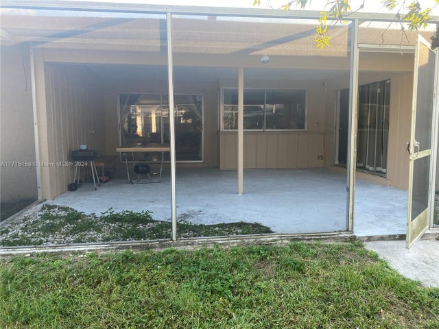 4 of 21 - 3107 E 6 St, Lehigh Acres, FL