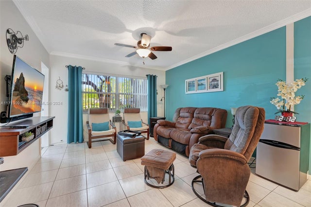 3 of 31 - 5003 Nw 35th St 408, Lauderdale Lakes, FL