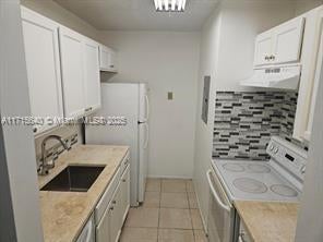 3 of 17 - 1153 Lake Victoria Dr J, West Palm Beach, FL