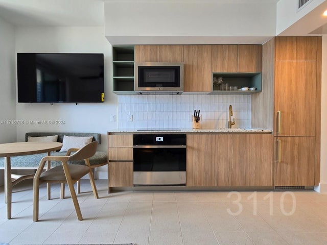 2 of 15 - 601 Ne 1 Ave 3110, Miami, FL