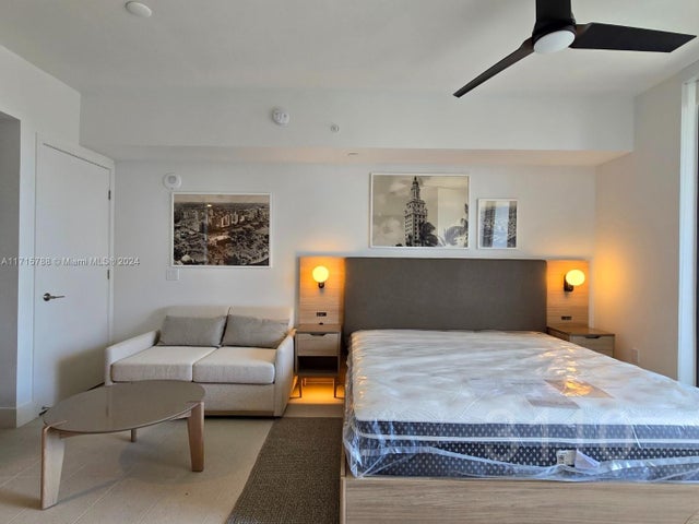 3 of 15 - 601 Ne 1 Ave 3110, Miami, FL