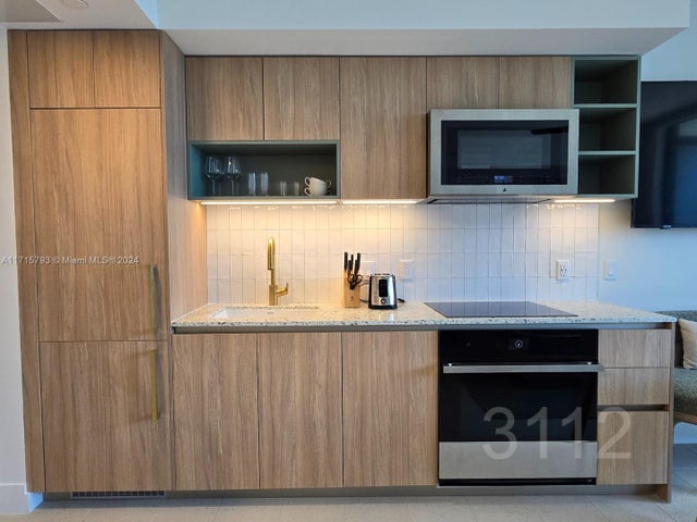 4 of 19 - 601 Ne 1 Ave 3112, Miami, FL