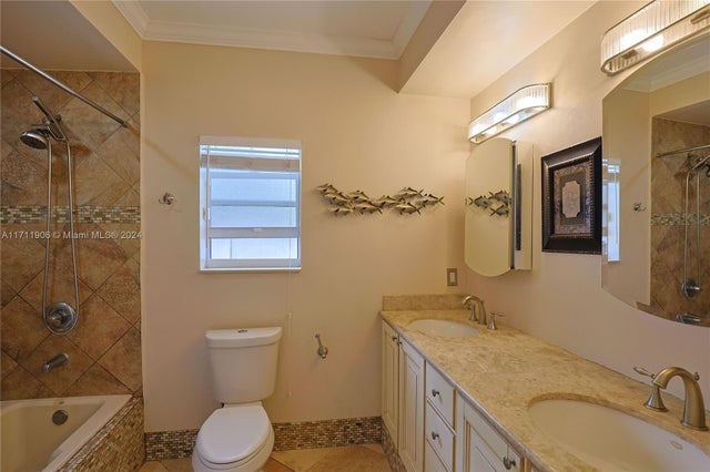3 of 14 - 1827 Len Dr, North Palm Beach, FL