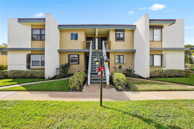 3 of 32 - 1551 Ne 13th Ter 13, Jensen Beach, FL