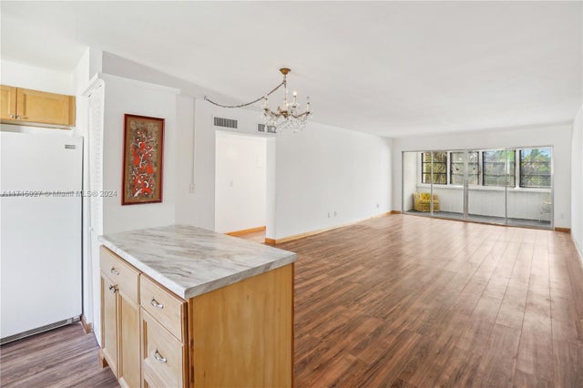 5 of 32 - 1551 Ne 13th Ter 13, Jensen Beach, FL