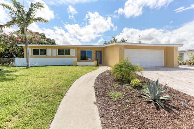 3 of 11 - 436 Gull Ct, North Palm Beach, FL