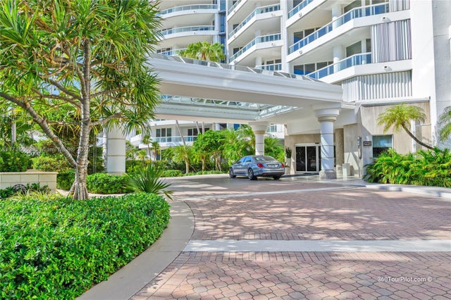 3 of 50 - 21050 Point Pl 2001, Aventura, FL