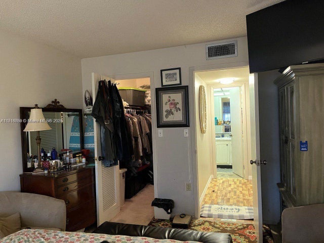 4 of 15 - 8021 N Sunrise Lakes Dr 208, Sunrise, FL