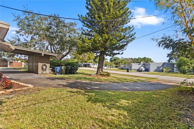 3 of 24 - 3302 Sw 15th Ct, Fort Lauderdale, FL