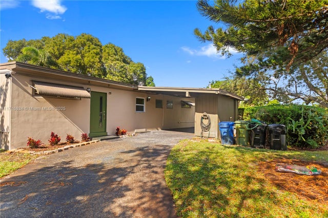 4 of 24 - 3302 Sw 15th Ct, Fort Lauderdale, FL
