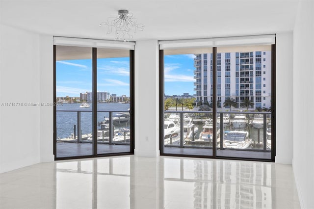 5 of 58 - 17301 Biscayne Blvd 305, North Miami Beach, FL