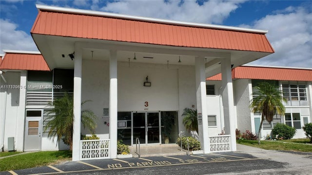 1 of 9 - 4881 Nw 22nd St A2, Lauderhill, FL