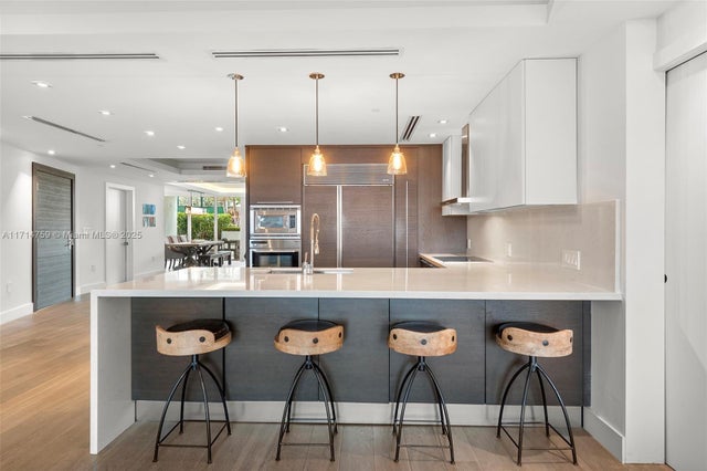 2 of 36 - 400 Alton Rd 509, Miami Beach, FL