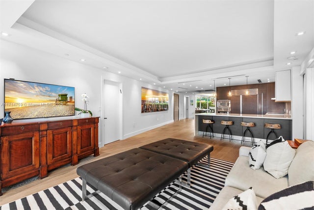 3 of 36 - 400 Alton Rd 509, Miami Beach, FL