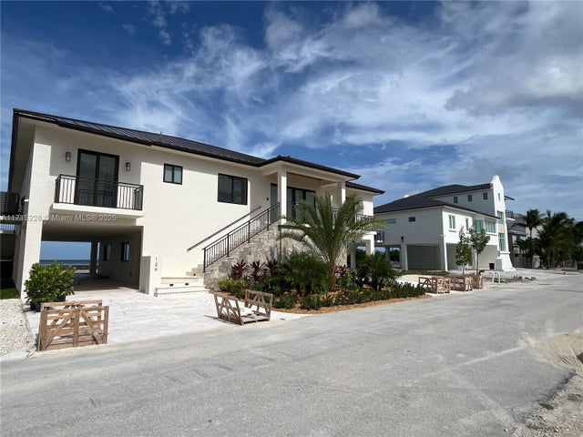 4 of 58 - 126 Se Sunrise Dr, Marathon, FL