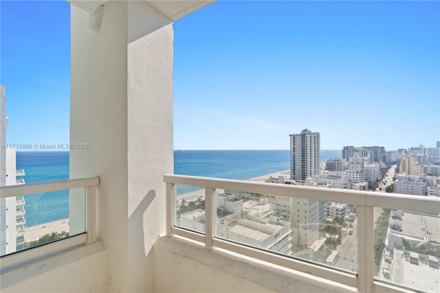 5 of 74 - 4401 Collins Ave 2104, Miami Beach, FL