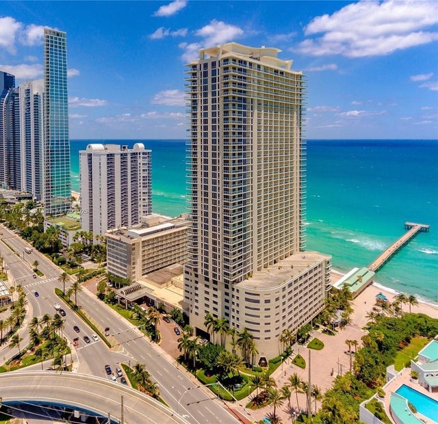 1 of 21 - 16699 Collins Ave 2407, Sunny Isles Beach, FL