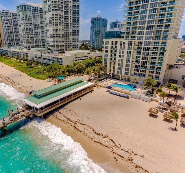 3 of 21 - 16699 Collins Ave 2407, Sunny Isles Beach, FL
