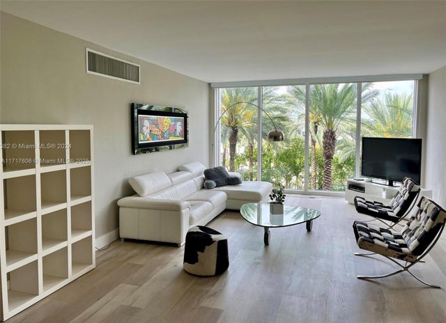 4 of 15 - 10275 Collins Ave 331, Bal Harbour, FL