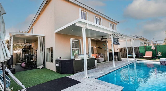 3 of 27 - 3455 Ne 1st St, Homestead, FL