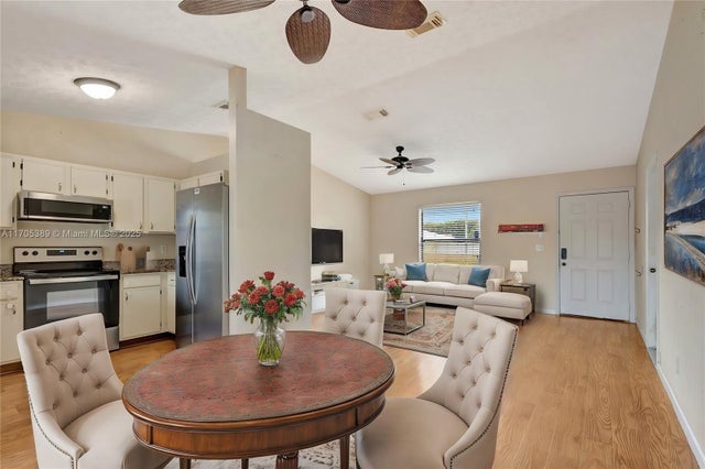 2 of 44 - 205 Sw Christmas Ter, Port St Lucie, FL