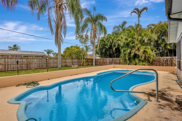 3 of 44 - 205 Sw Christmas Ter, Port St Lucie, FL