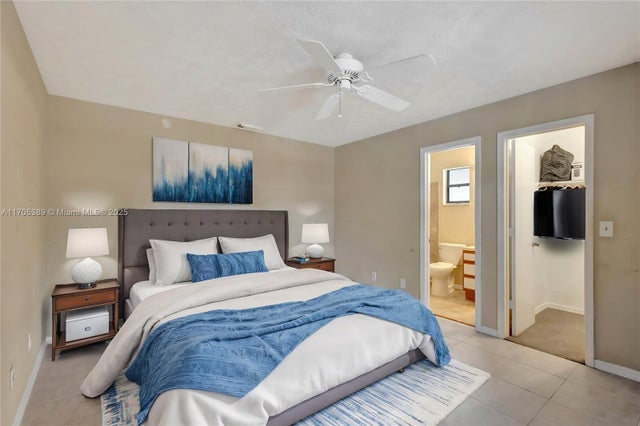 4 of 44 - 205 Sw Christmas Ter, Port St Lucie, FL