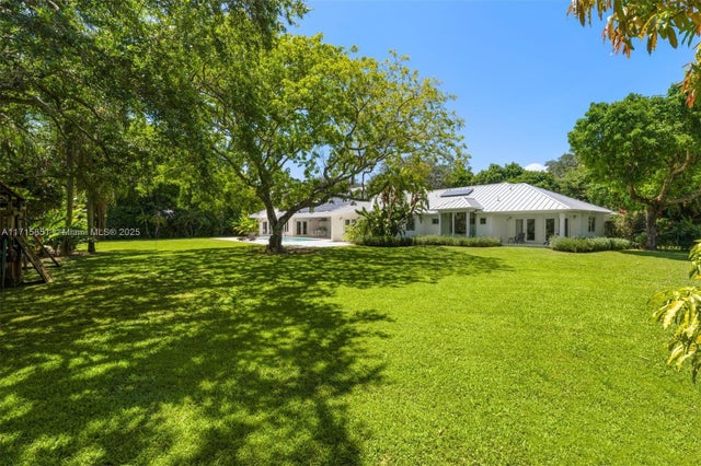 2 of 39 - 6424 Sw 109th St, Pinecrest, FL