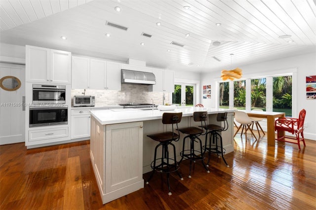 5 of 39 - 6424 Sw 109th St, Pinecrest, FL