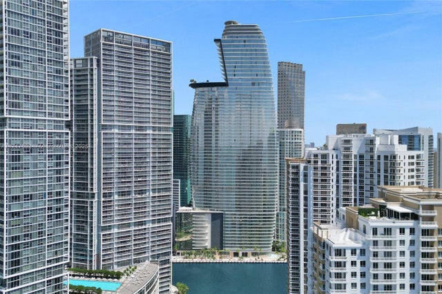 1 of 44 - 300 Biscayne Blvd Way 3704, Miami, FL