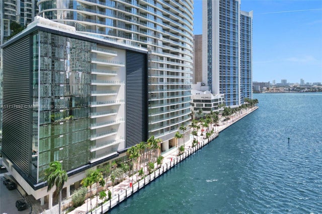 2 of 44 - 300 Biscayne Blvd Way 3704, Miami, FL