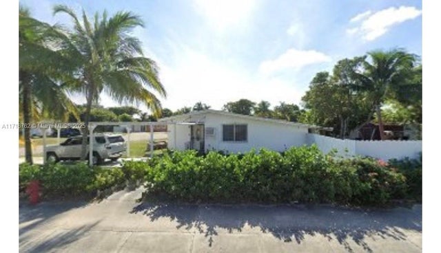 1 of 38 - 2900 Davie Blvd, Fort Lauderdale, FL