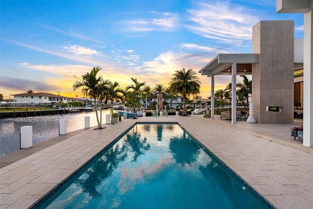 5 of 65 - 3701 Ne 26th Ave, Lighthouse Point, FL