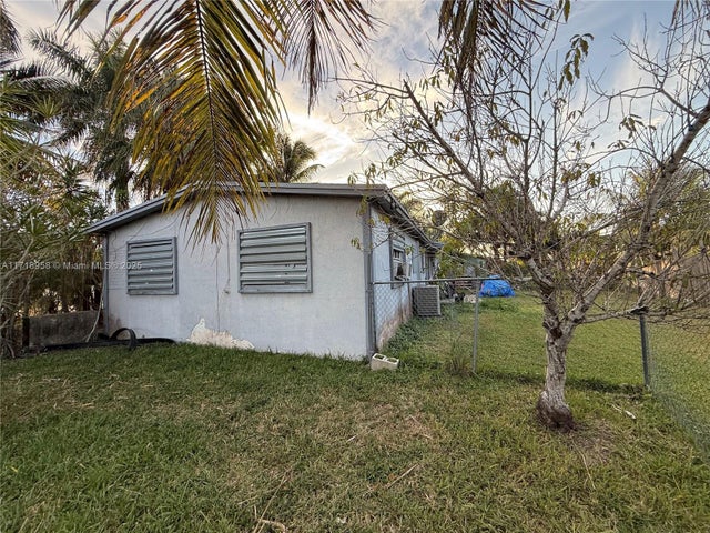 4 of 13 - 13401 Sw 265th Ter, Homestead, FL