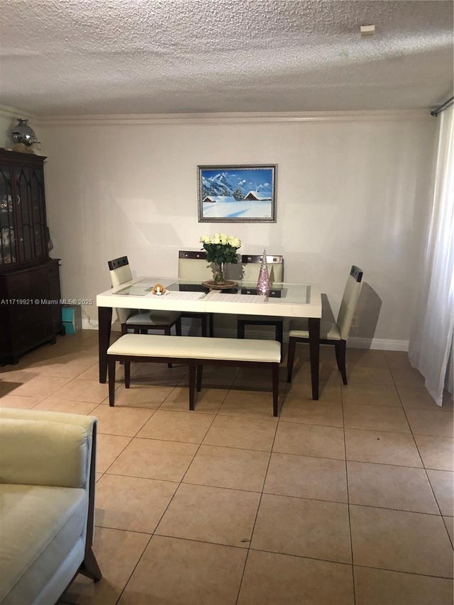 5 of 18 - 1951 Atlantic Shores Blvd 17, Hallandale Beach, FL