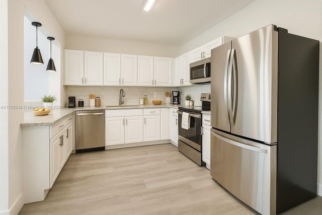 4 of 20 - 1240 Nw 122nd St, North Miami, FL
